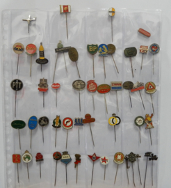 art nr: 564 antieke speldjes diverse verschillende