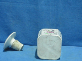 art nr: 1450 antieke Chinese porseleinen parfum pot