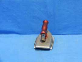art nr: 1075 vintage speelgoed kinder strikijzer