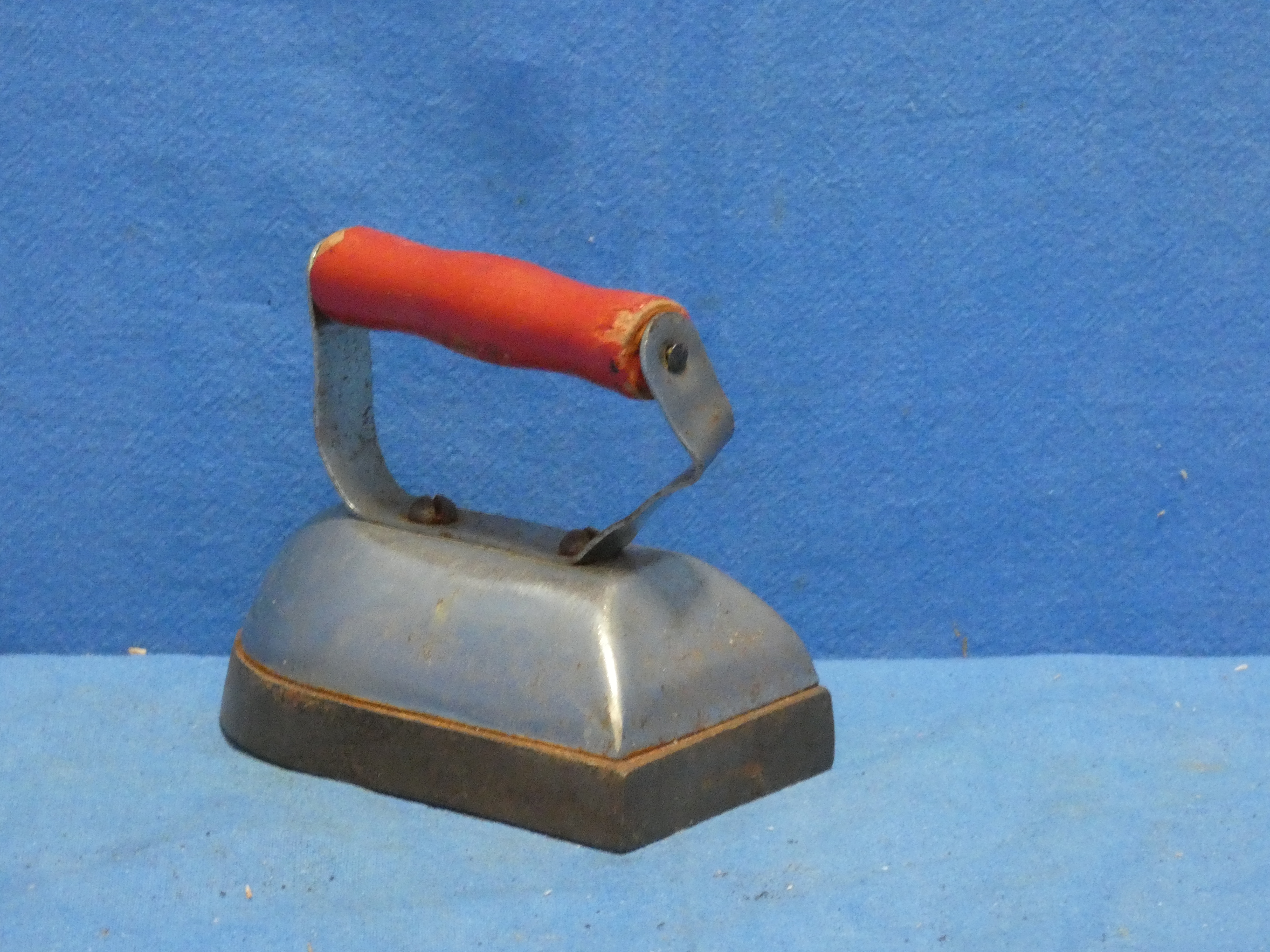art nr: 1220 vintage kinder strijkijzer