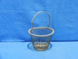 art nr: 811 antiek zilver mandje