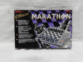 art nr: 947 vintage elektronisch schaak spel van Marathon