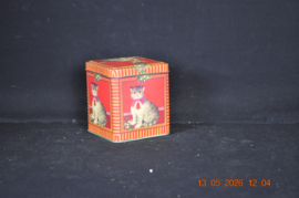 art nr: 1579 vintage poezenblik met foto's