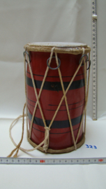 art nr: 323 vintage Afrikaanse trommel