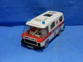 art nr: 771 vintage Fisher Prise ambulance