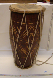 art nr: 314 vintage Afrikaanse trommel
