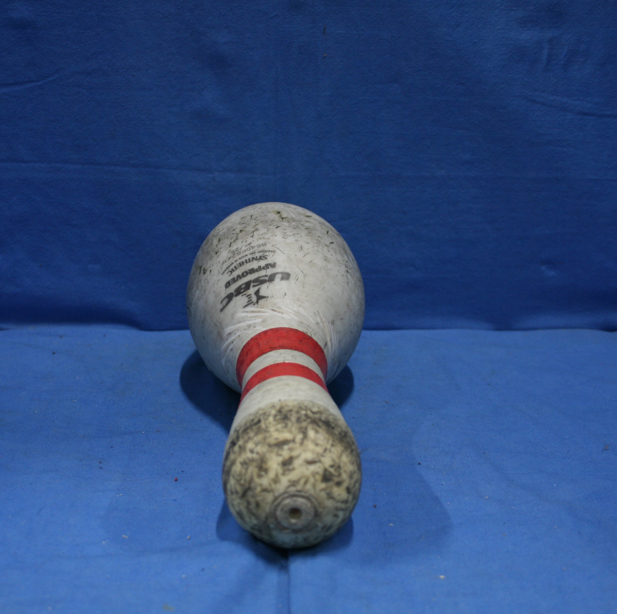art nr: 1128 vintage bowling kegel van het merk Twister
