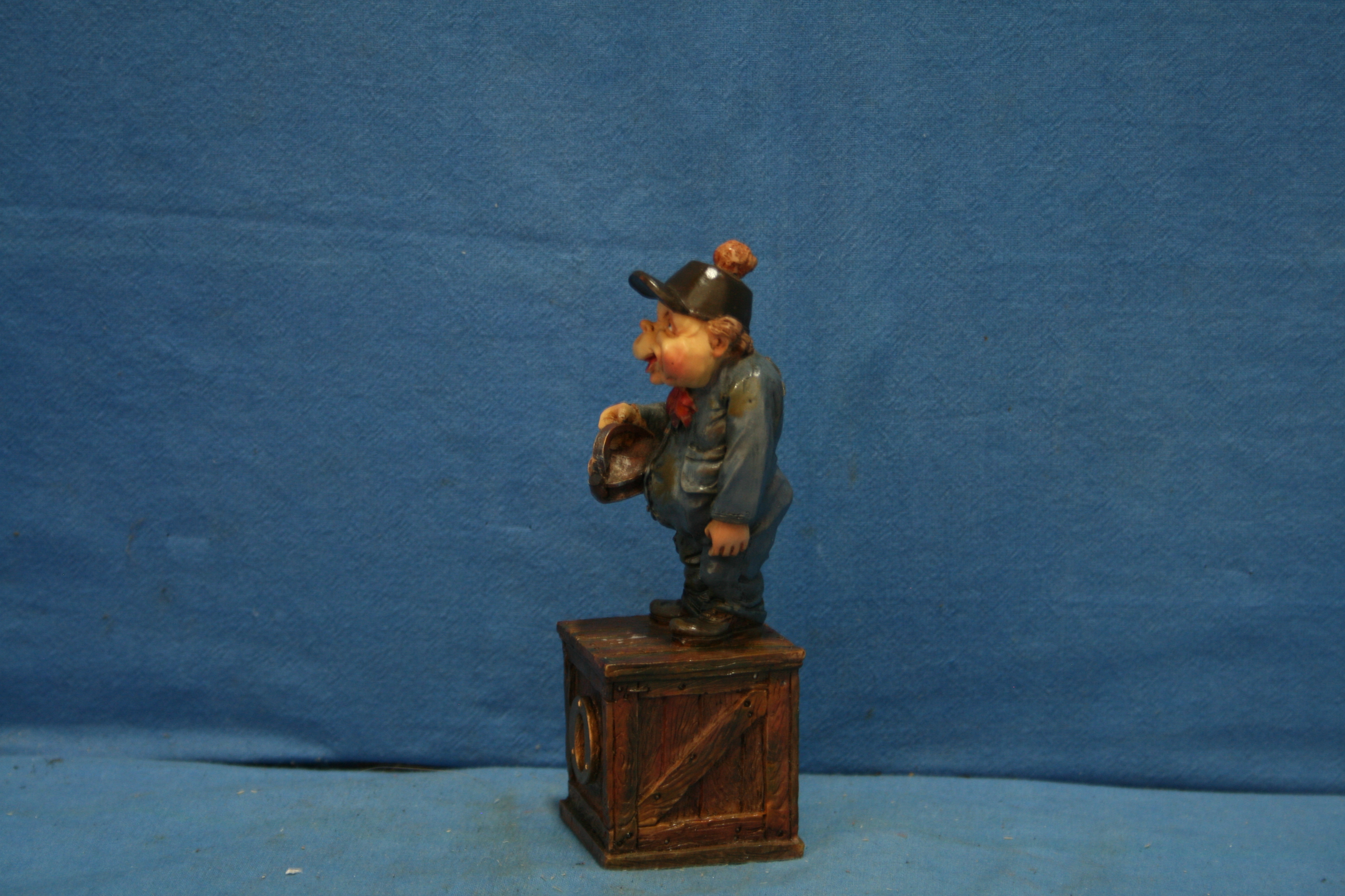 art nr: 1147 vintage Efteling Laaf met letter O