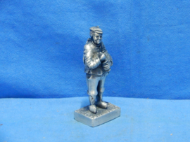 art nr: 841 vintage tinnen beeldje van de maker: de Waert