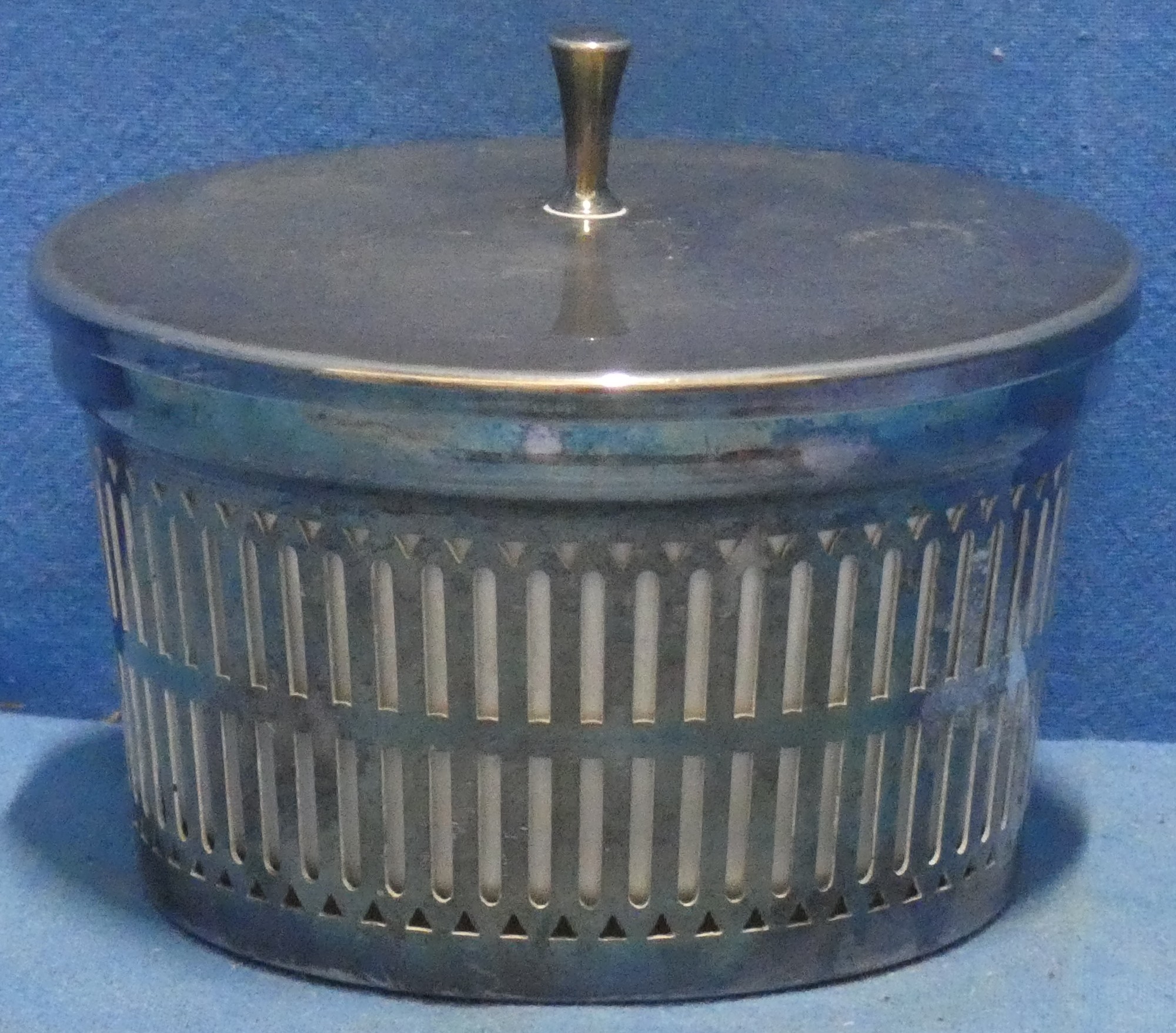 art nr: 1240 vintage zilveren filigranen Jampot met deksel