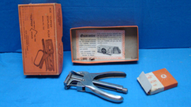 art nr: 348 vintage (Nietmachine) van clipper stapeling pier