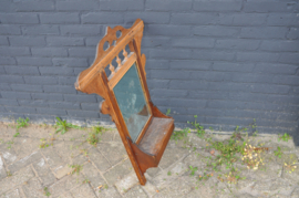art nr: 926 antieke wandspiegel met kammenbakje