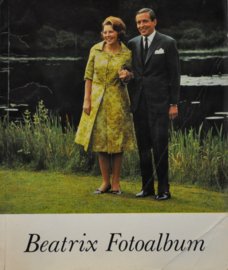 art nr: 872 vintage fotoalbum van Prinses Beatrix