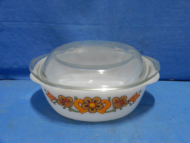 art nr: 292 vintage ovenschaal met glazendeksel