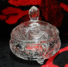 art nr: 969 vintage kristallen rijk versierde bonbon pot met deksel