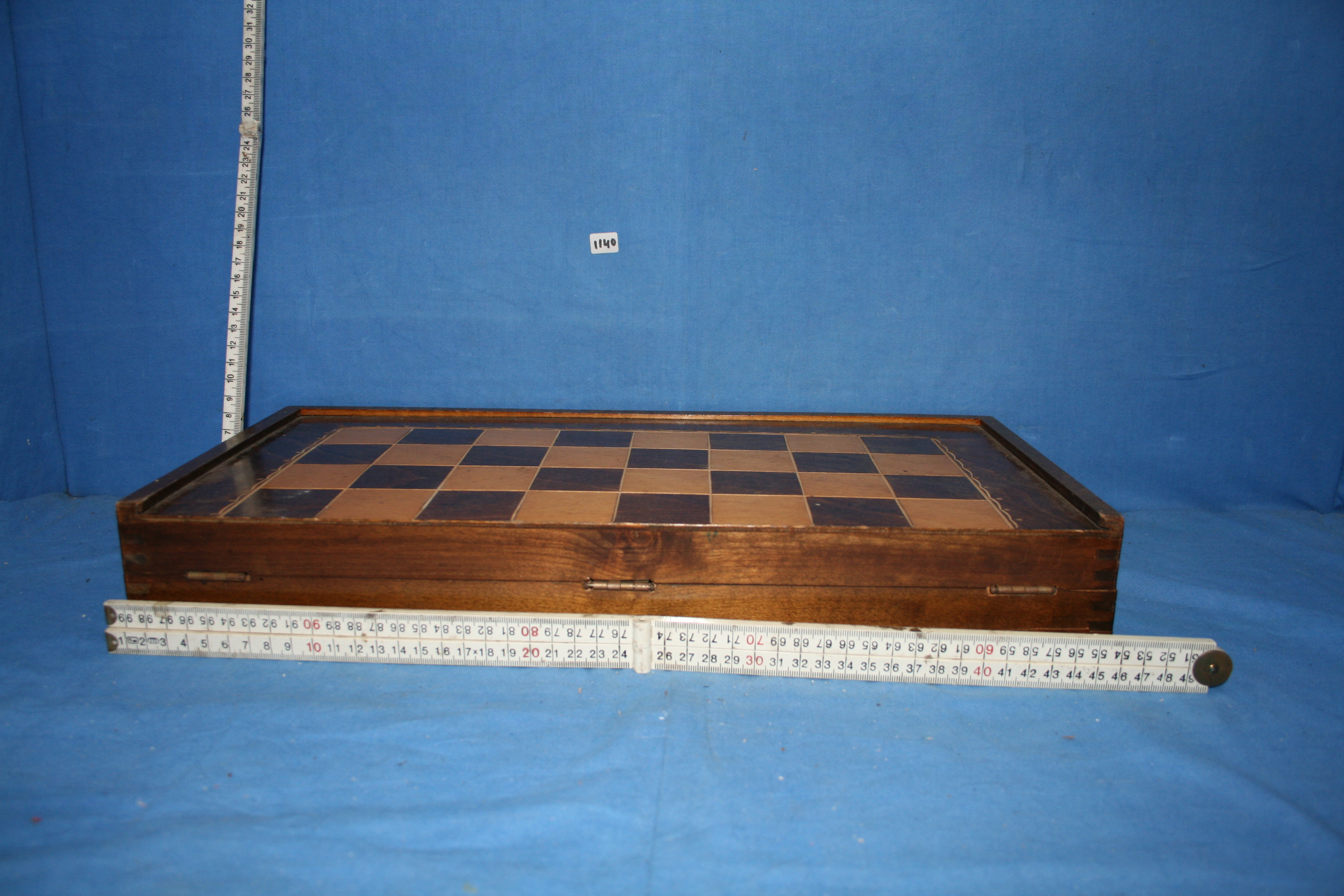 art nr: 1140 vintage schaakbord met de schaakstenen