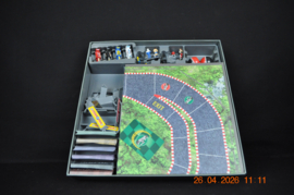 art nr: 1064 vintage grand prix racing game