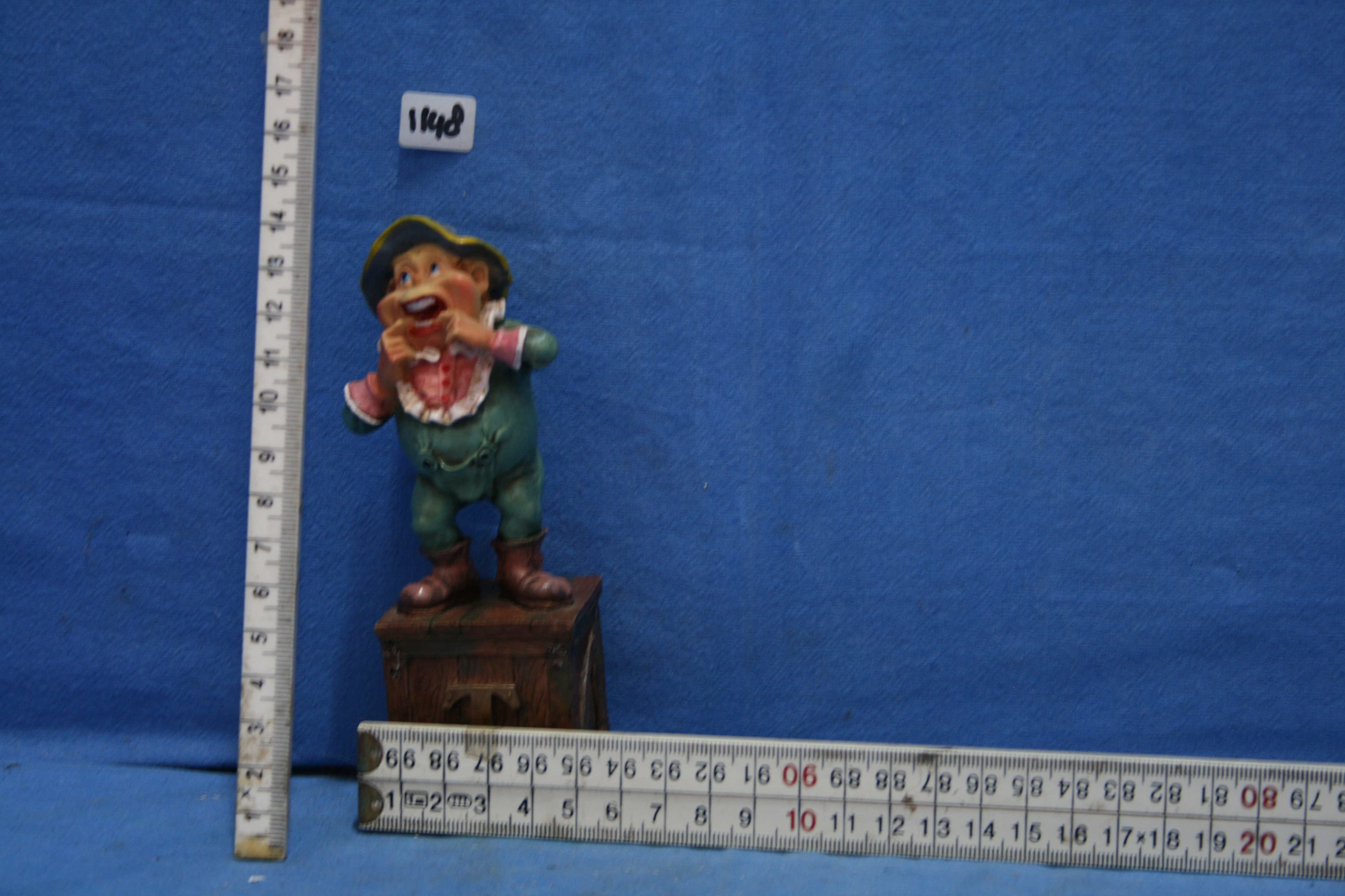 art nr: 1148 vintage Efteling Laaf met letter T