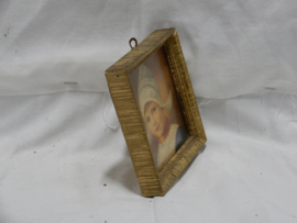 art nr: 662 vintage schilderijtje van een meisje in klederdracht
