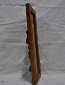 art nr: 911 vintage 3D druiven rank met druiventrossen op houten plaat