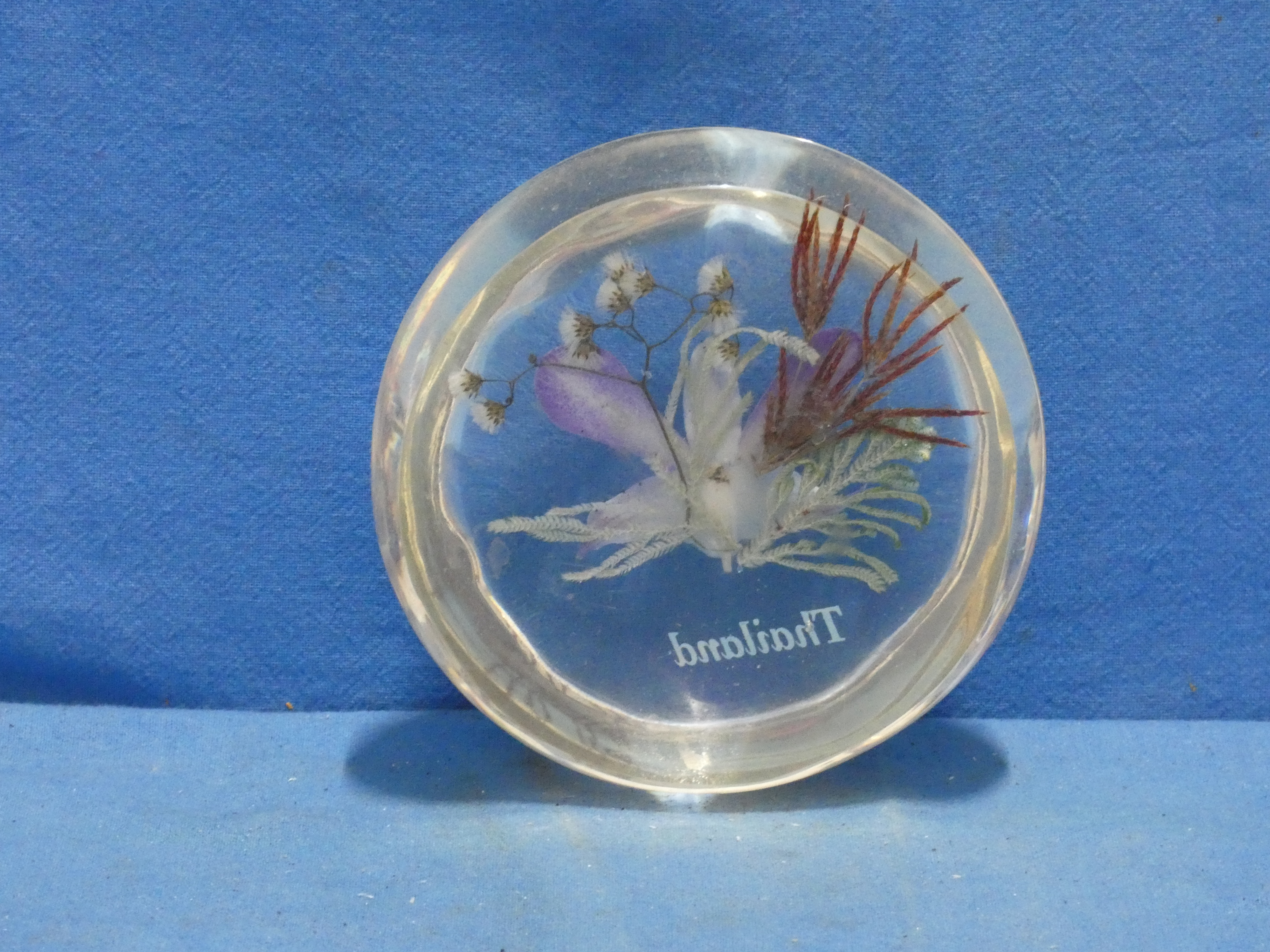 art nr: 1251 vintage glazen papierhouder uit Thailand