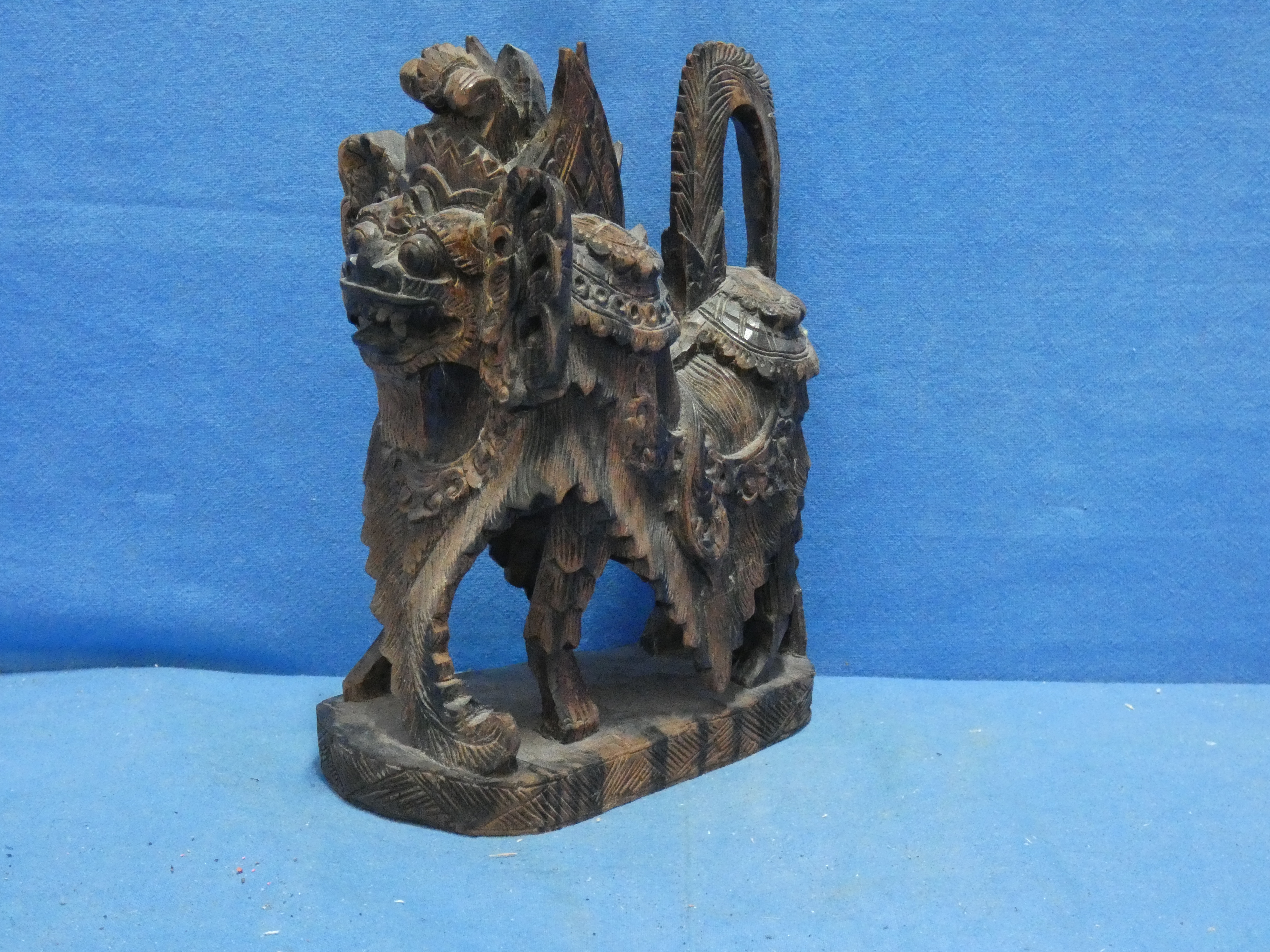 art nr: 1255 vintage drakenbeeld uit Bali