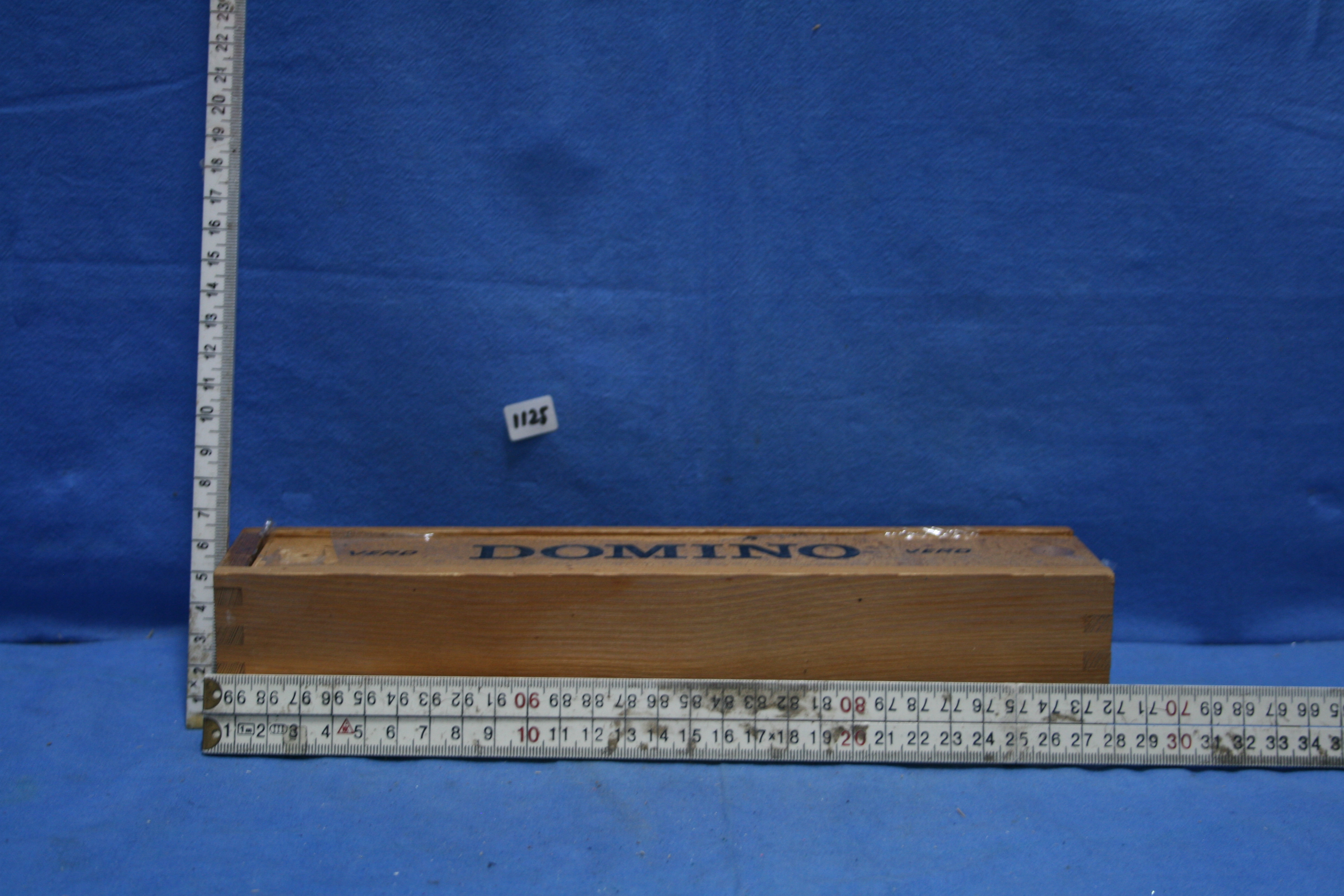 art nr: 1125 vintage domino spel van het merk Vero