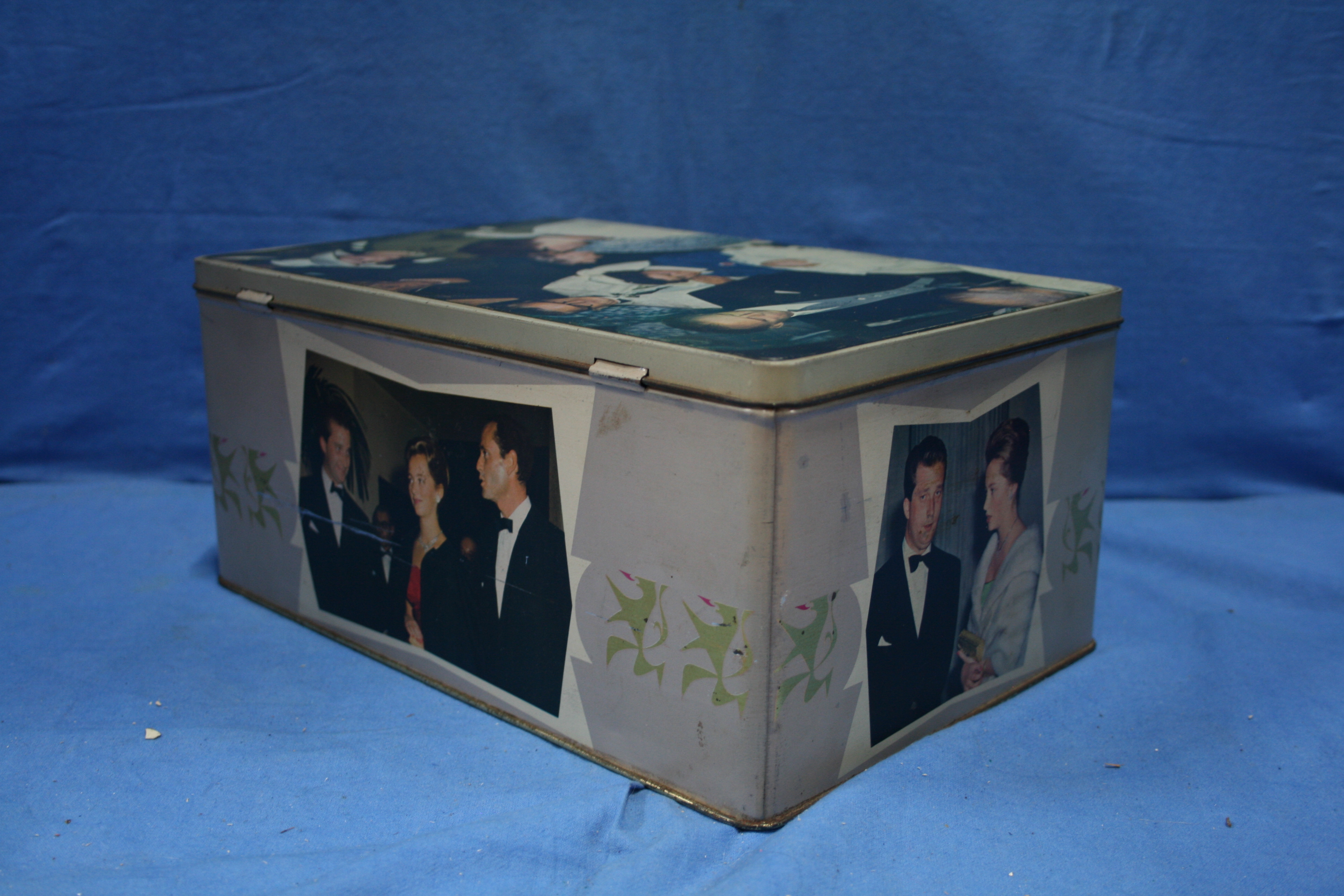 art nr: 715 vintage royalty koekjes trommel