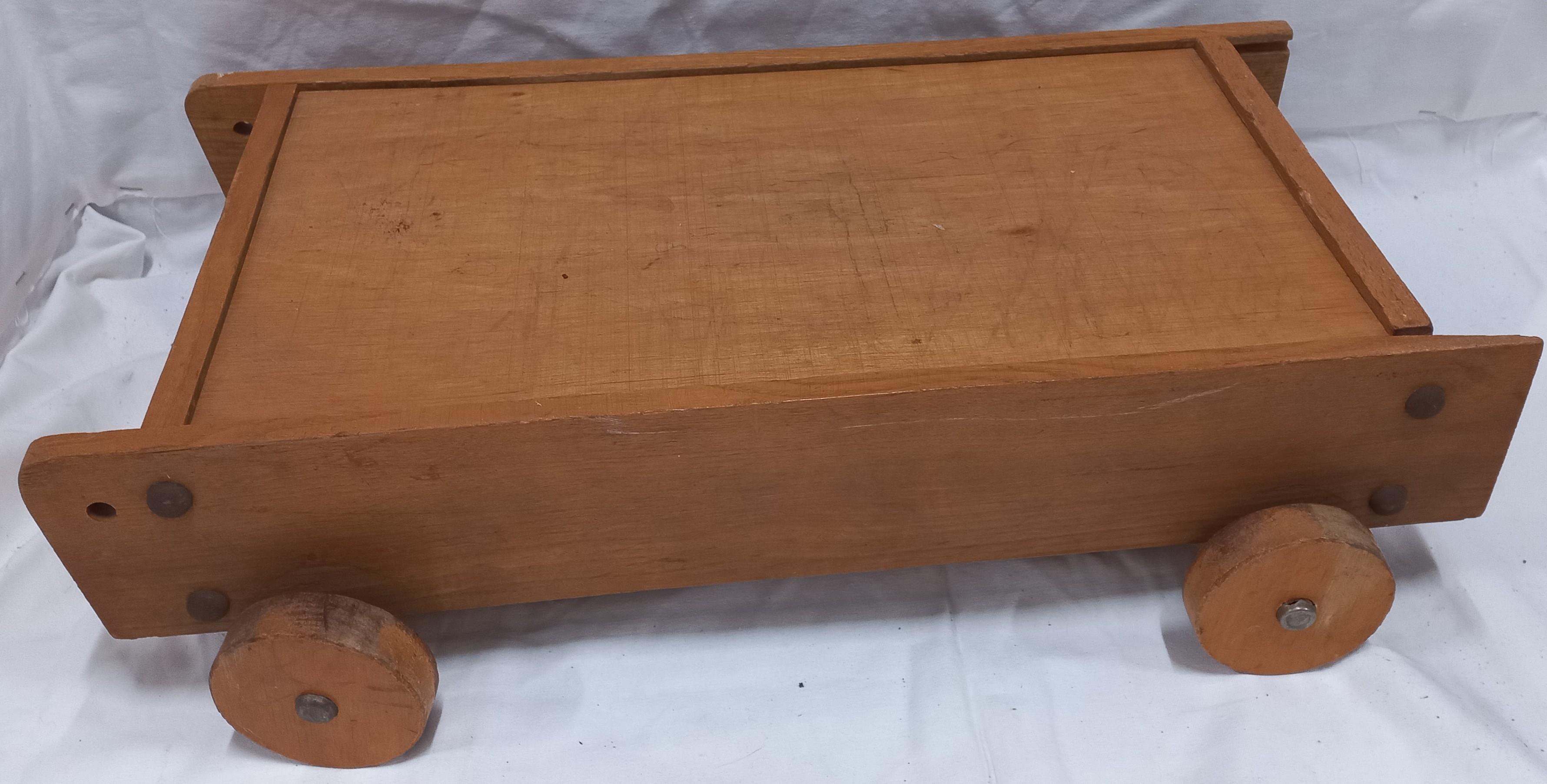 art nr: 1127 vintage bouwblokken houten kar vol