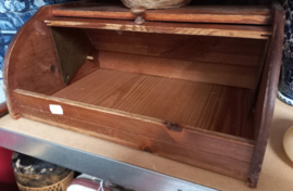 art nr: 162 vintage brood bewaarkist