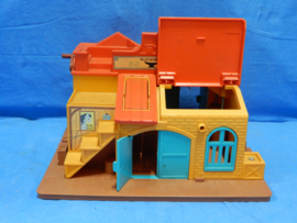 art nr: 735 vintage Fisher Price Sheriff office en Blacksmid