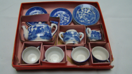 art nr: 394 vintage China Tea Set