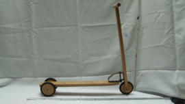 art nr: 393 vintage houten kinderstep