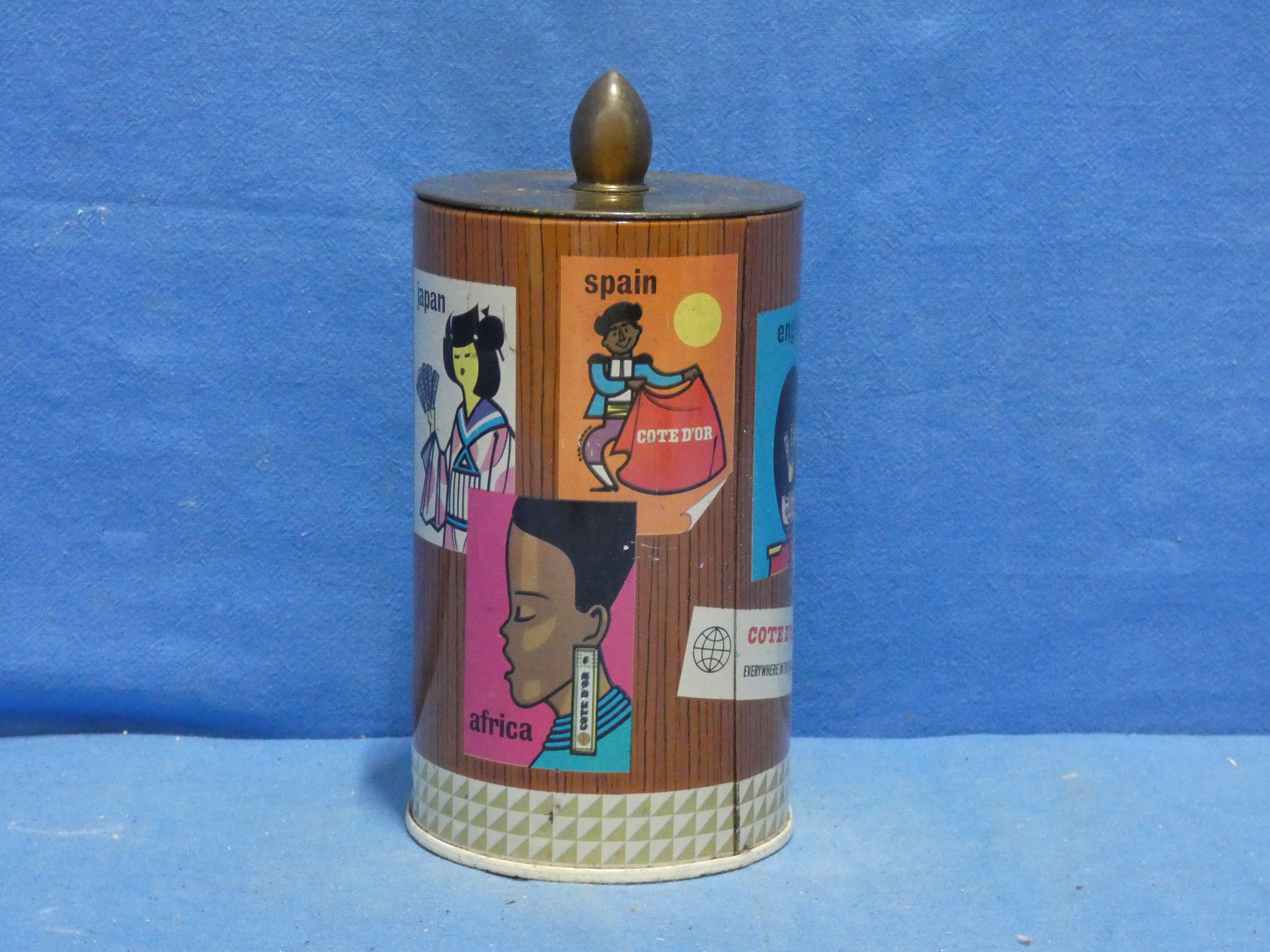art nr: 1965 vintage blik van  Cote D'or