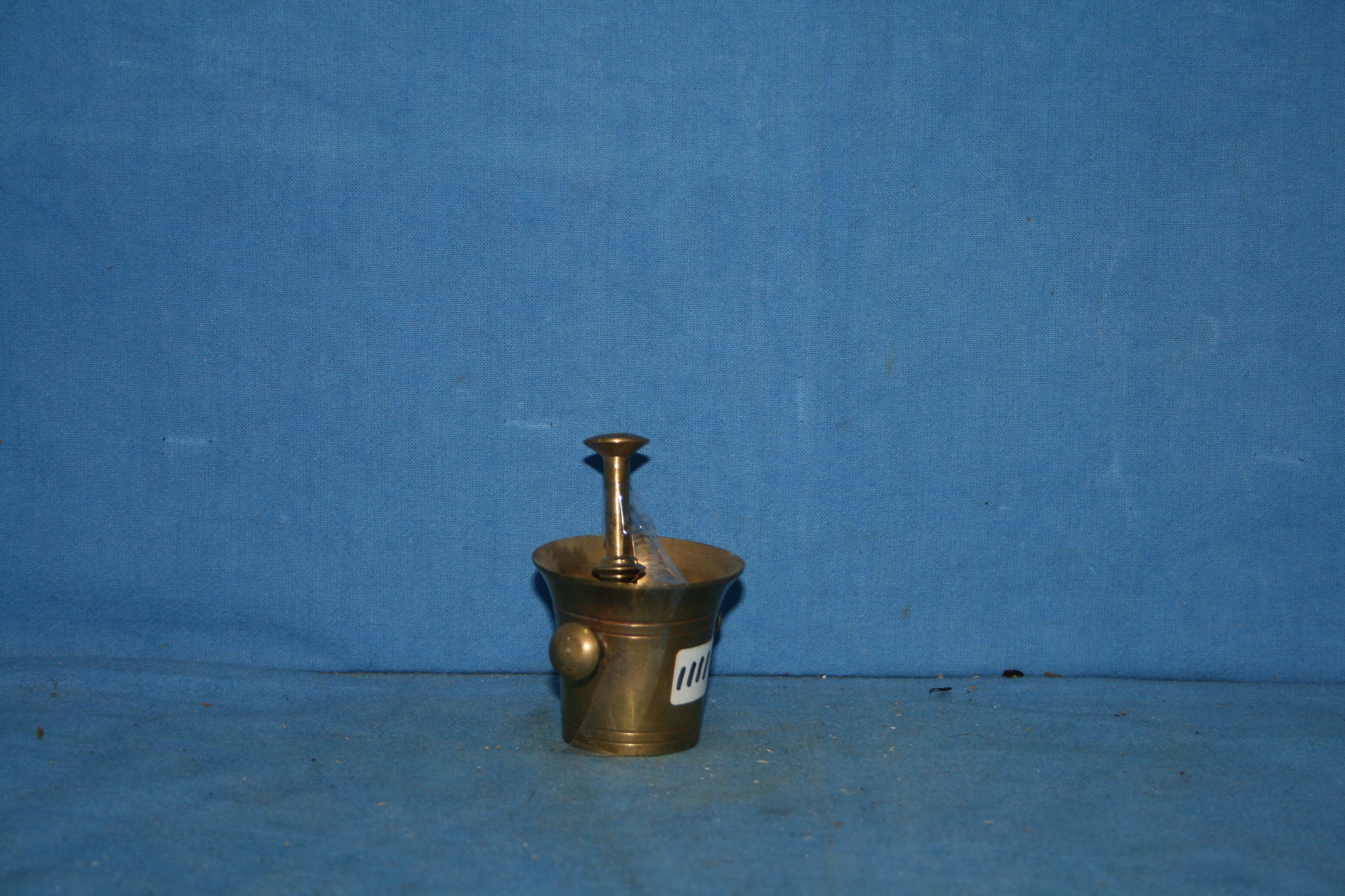 art nr: 1111 vintage koperen pillenstamper