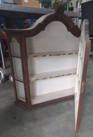 art nr: 637 vintage vitrine kast voor aan de wand