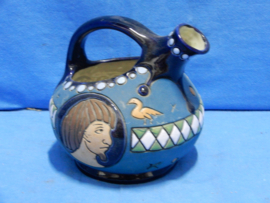 art nr: 686 vintage decoratieve theepot uit Slowakije
