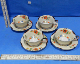 art nr: 571 vintage Oxford set 4 kop en schotels