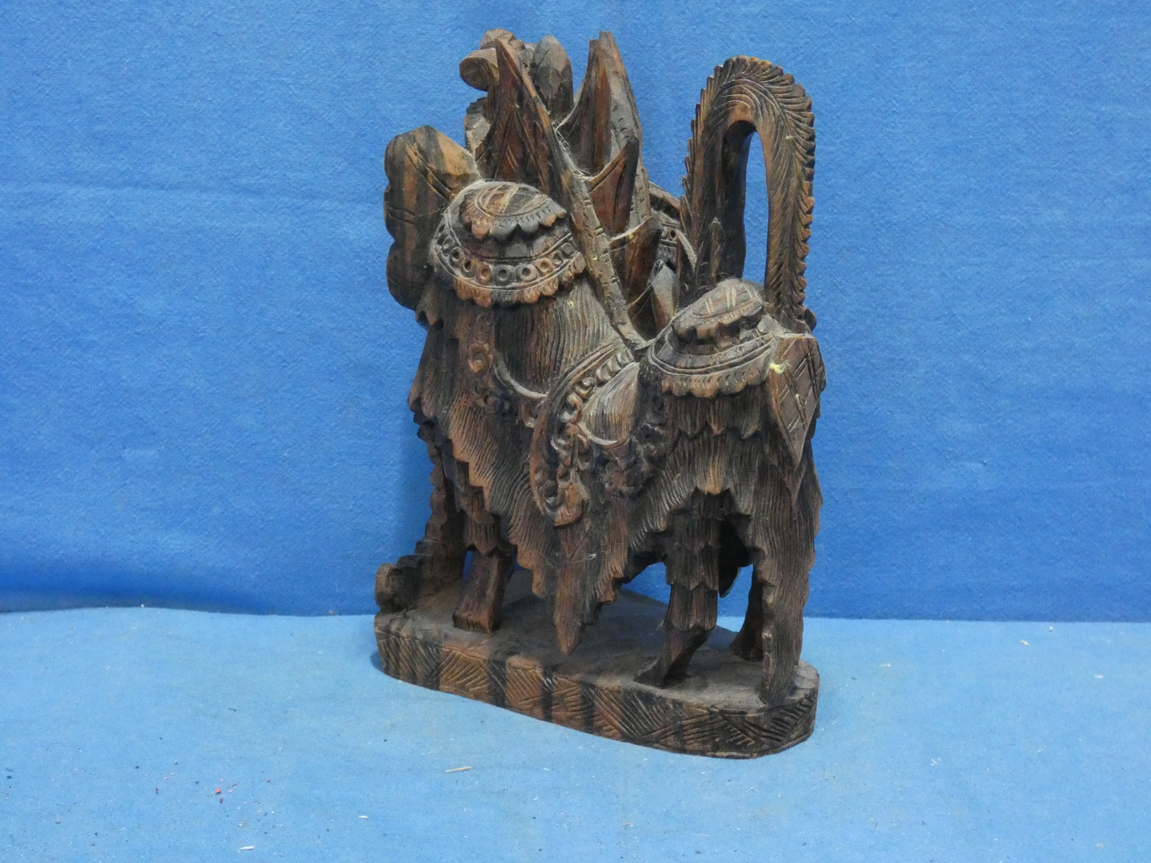 art nr: 1255 vintage drakenbeeld uit Bali