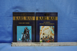 art nr: 879 vintage boekenserie van 6 boeken van Karl May
