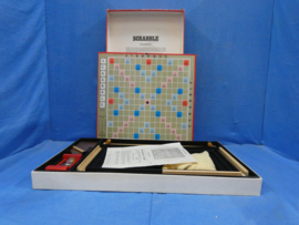 art nr: 1023 vintage Scrabble met draaitafel gezelschap spel