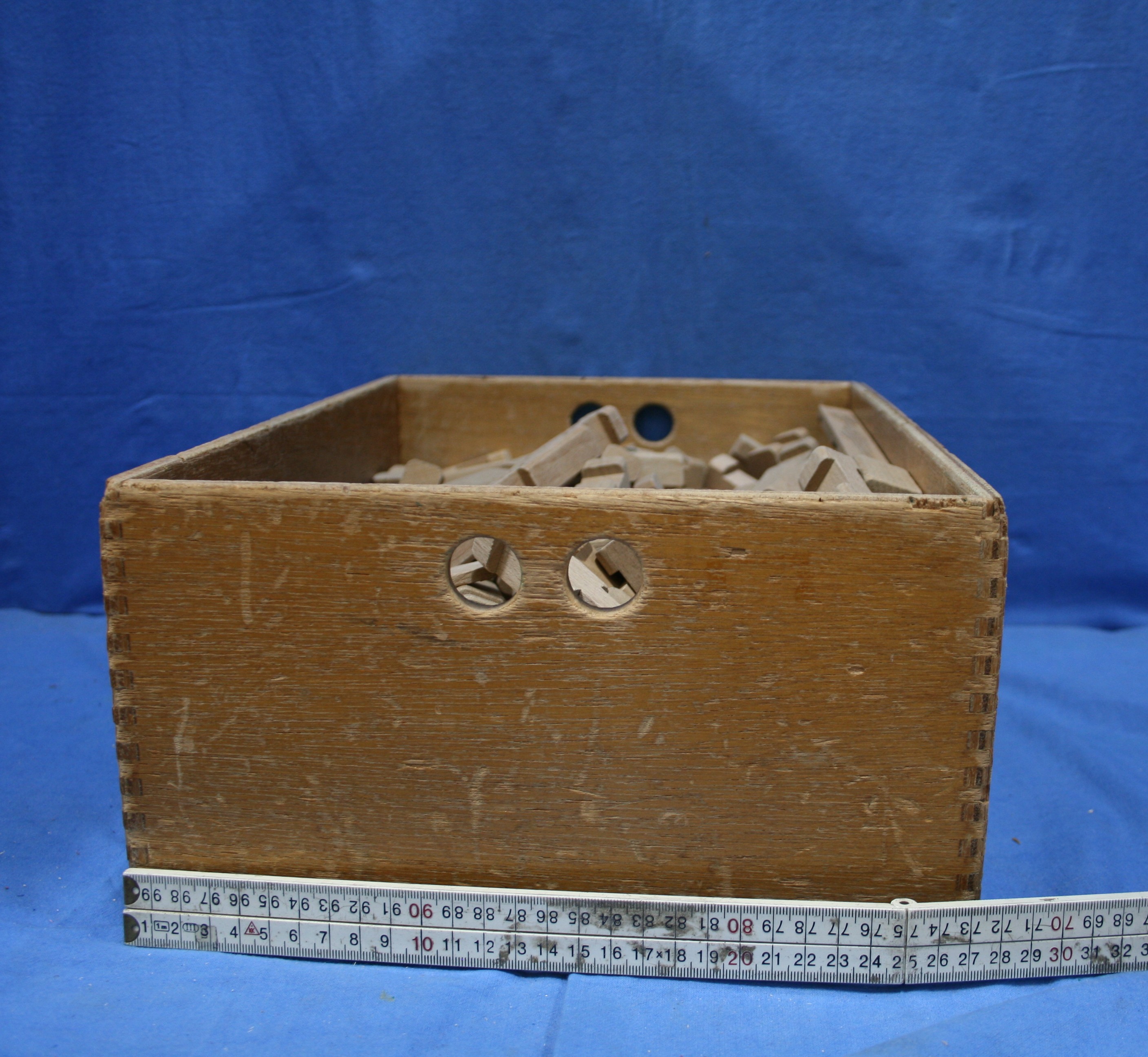 art nr: 1137 vintage kist vol met speciale bouwblokken van Sjobus