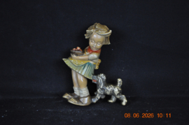 art nr: 1586 vintage bakelieten beeldje meisje met hond
