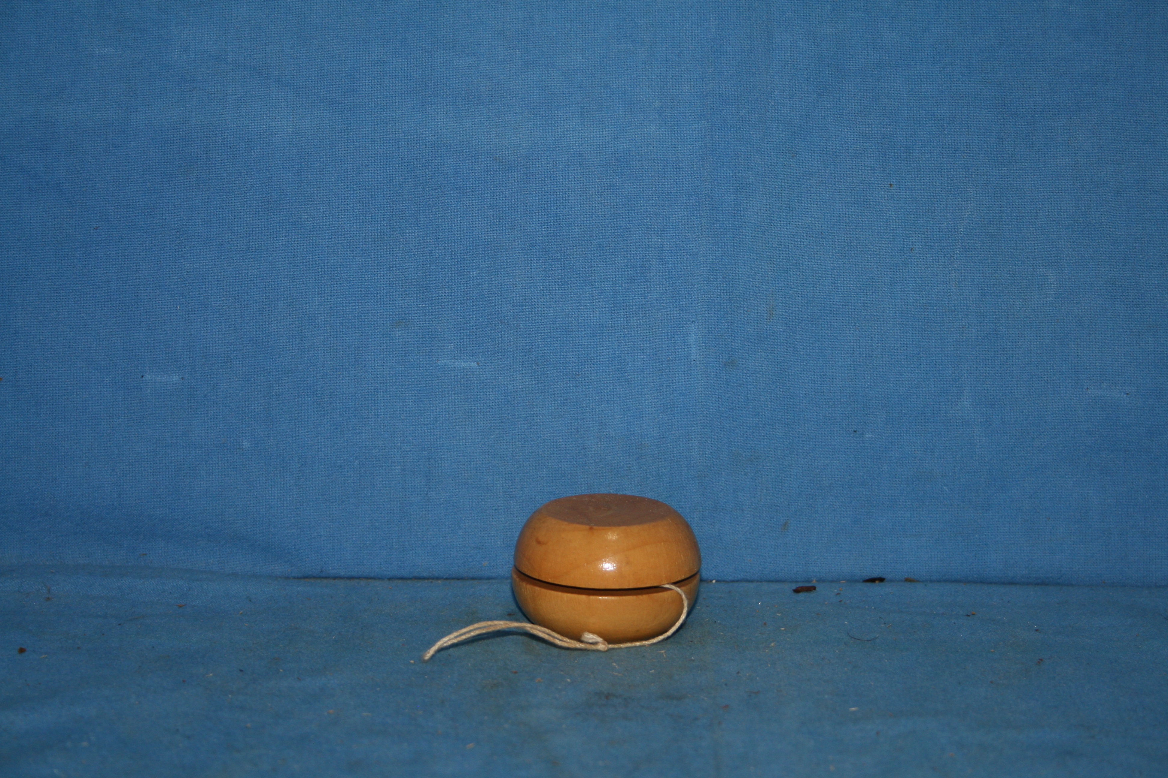art nr: 1121 vintage houten jojo