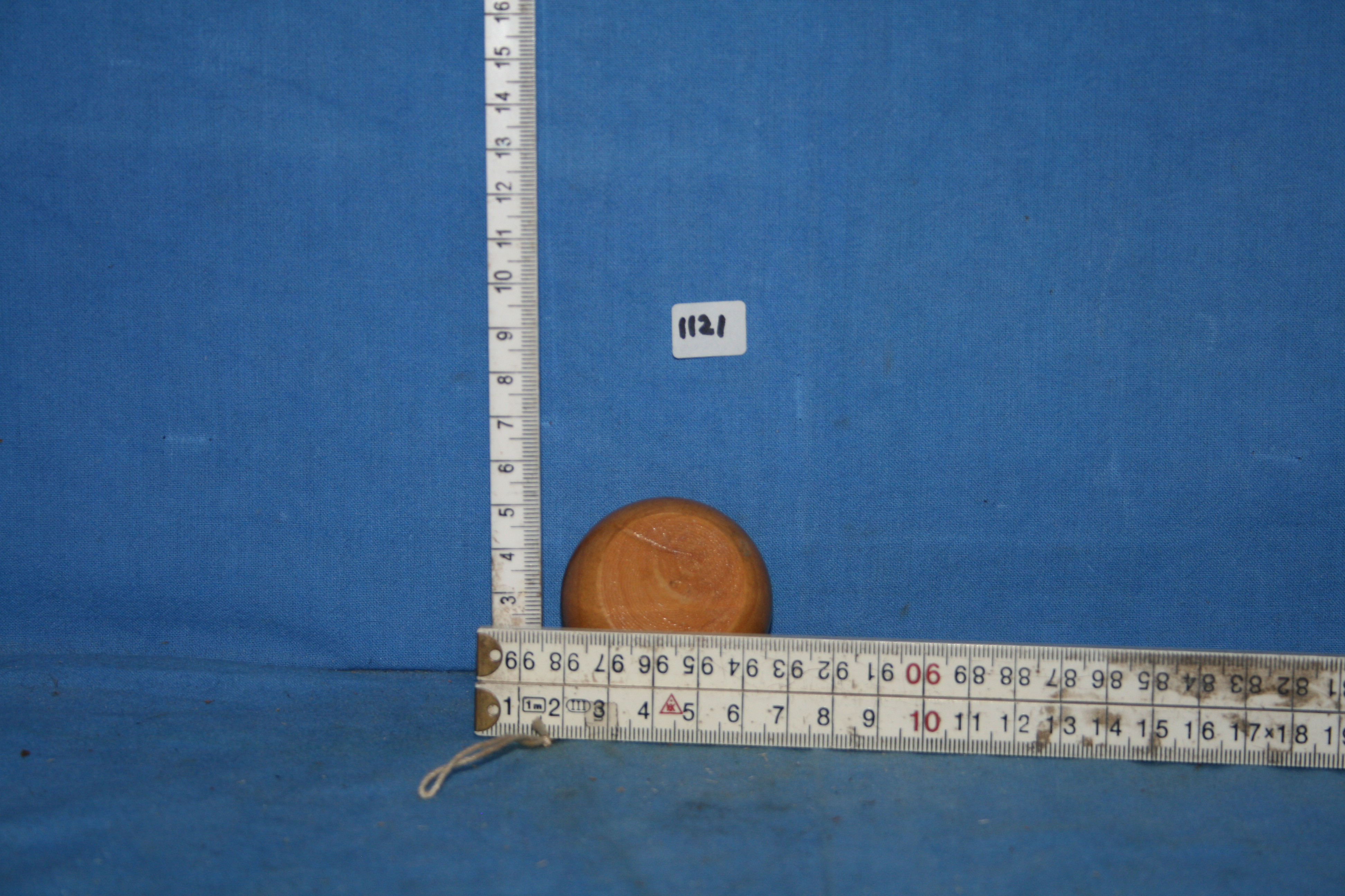 art nr: 1121 vintage houten jojo