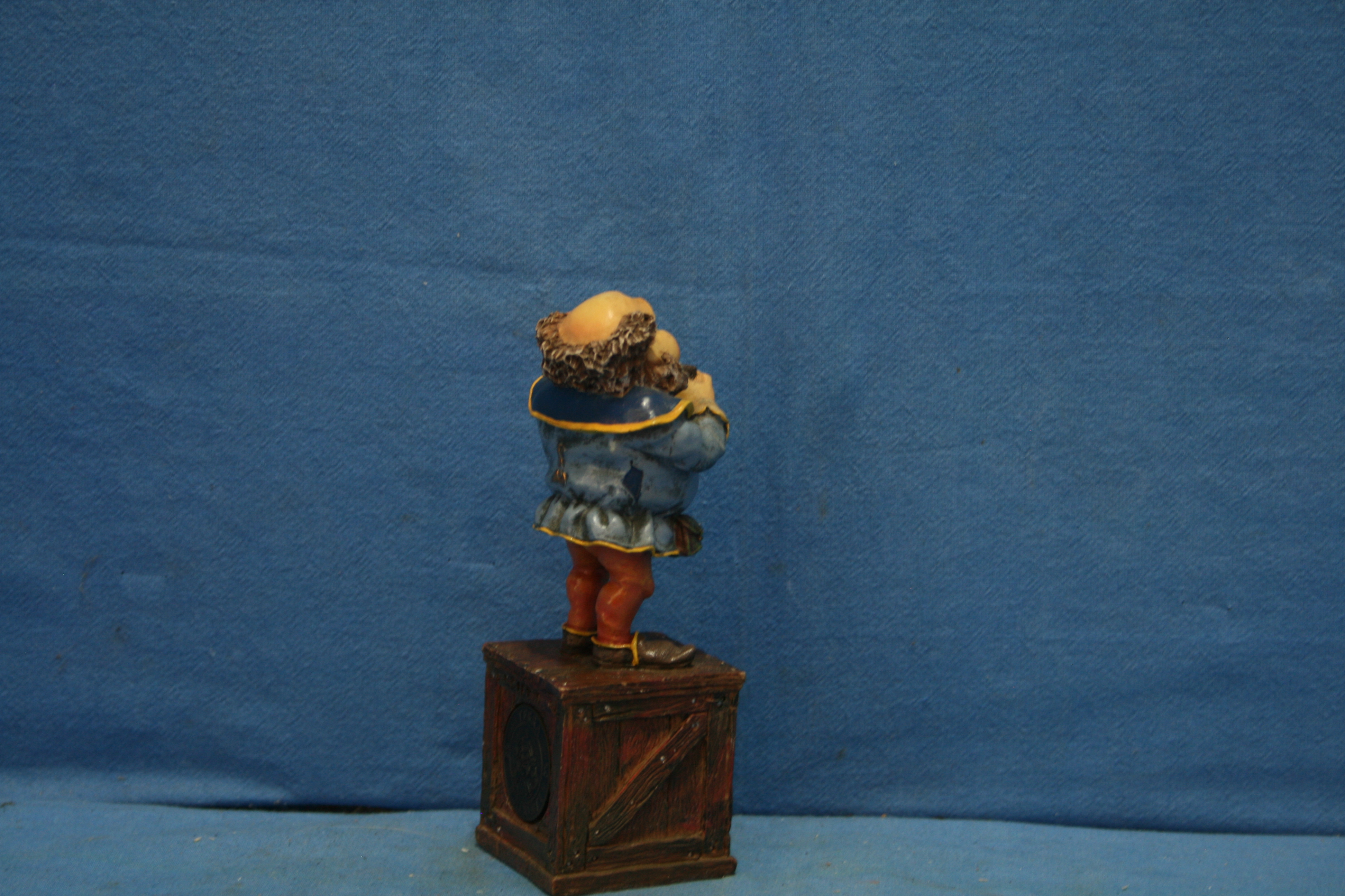 art nr: 1149 vintage Efteling Laaf met letter P