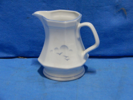 art nr: 681 vintage winterling melkkannetje van Bavaria