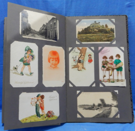 art nr: 558 antiek ansichtkaarten album