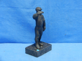 art nr: 838 vintage bronzen beeld van Marlies Noordkamp stijgerbouw