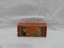 art nr: 975 vintage doosje met damstenen